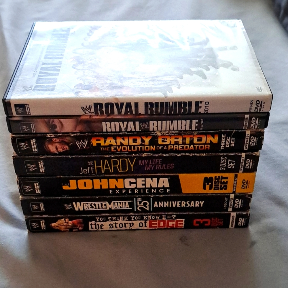 7-pc set WWE dvds